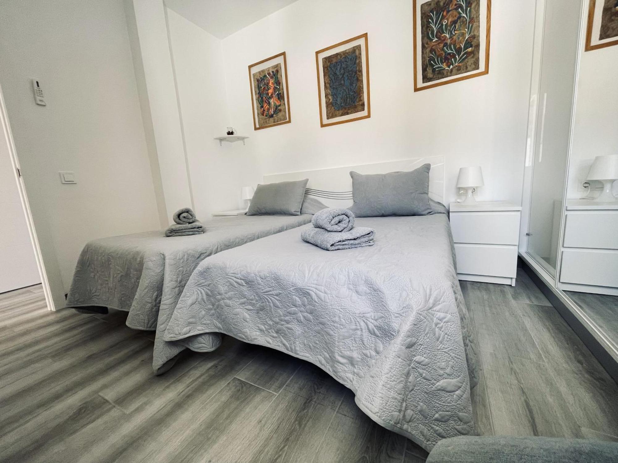 Appartement Newly Renovated With 2 Terrace, 2 Bedroom, 5min