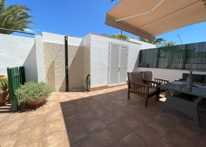 Newly Renovated Apartment With 2 Terrace, 2 Bedroom, 5Min Beach