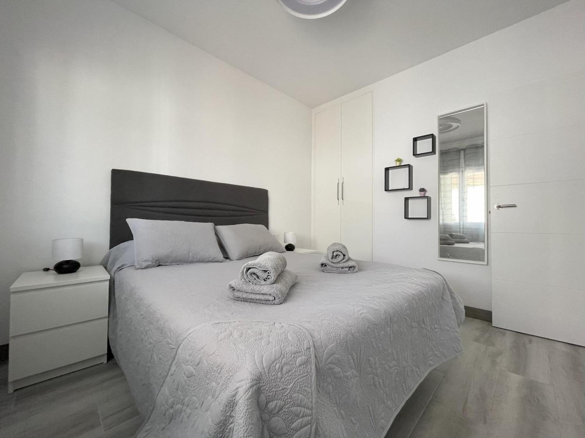 Appartement Newly Renovated With 2 Terrace, 2 Bedroom, 5min *