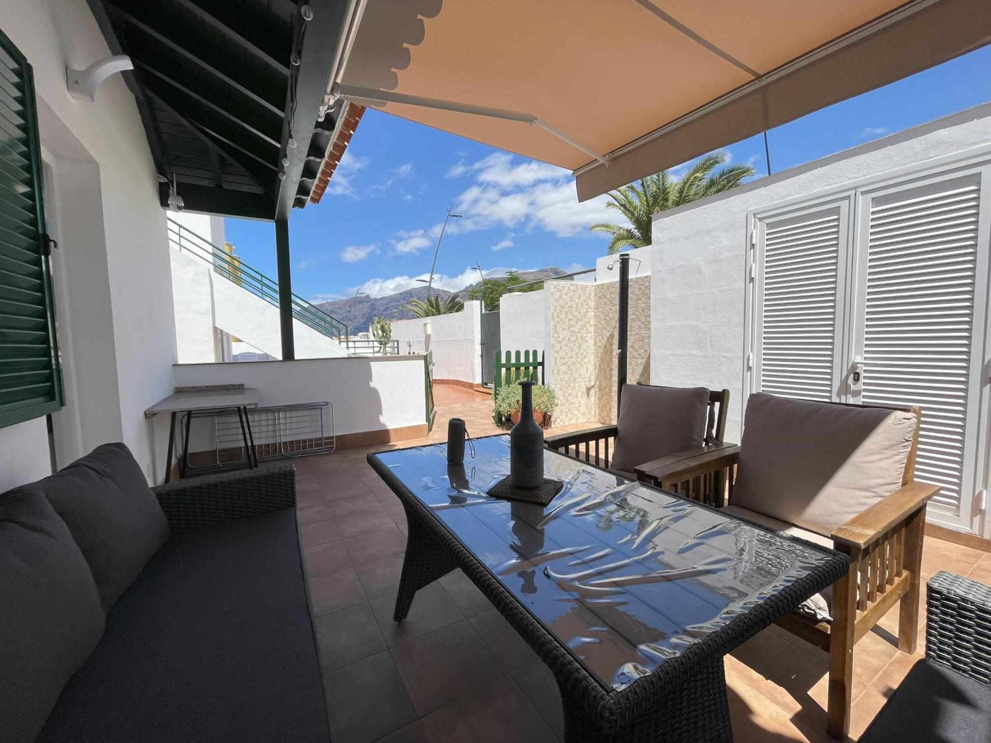 Appartement Newly Renovated With 2 Terrace, 2 Bedroom, 5min